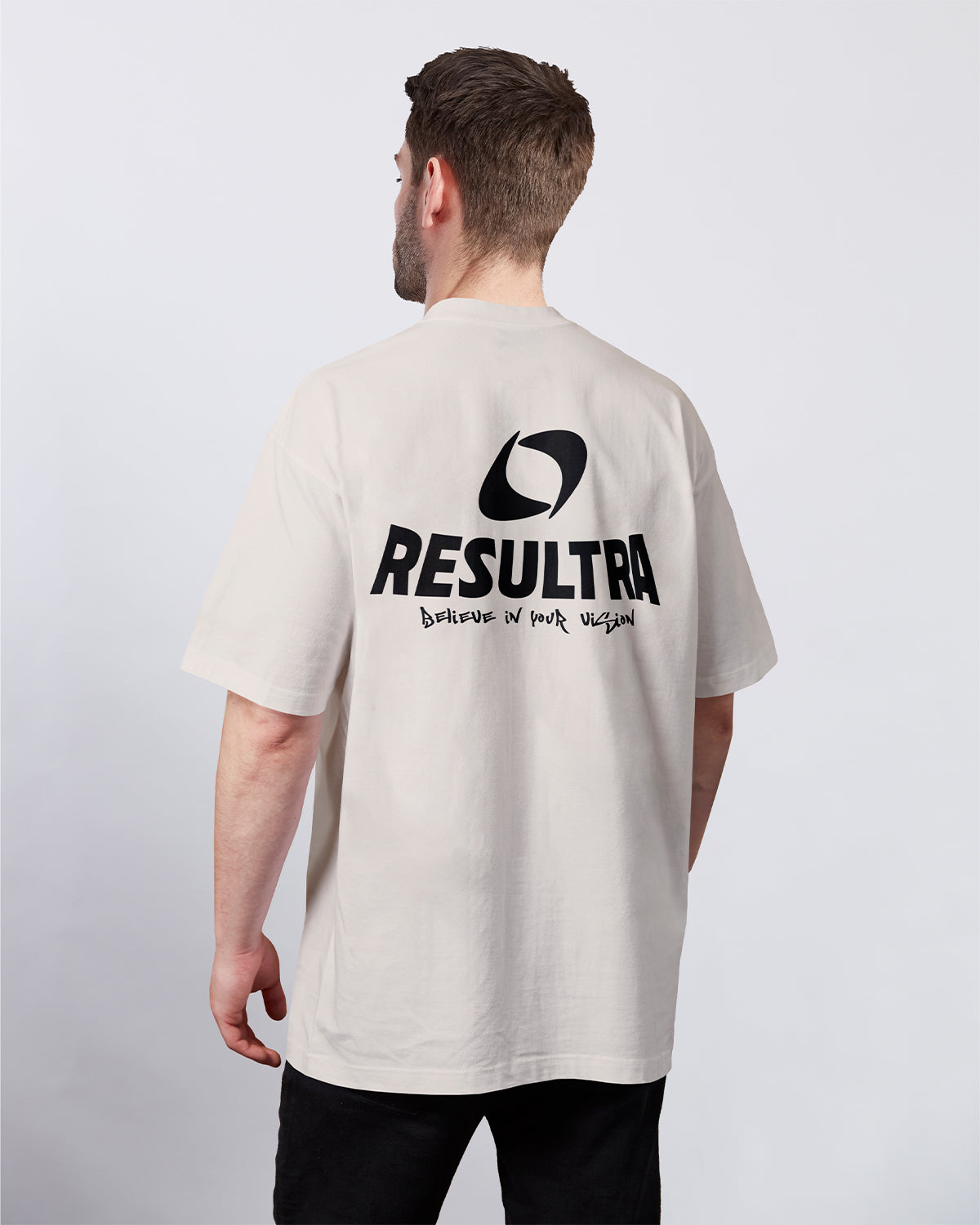 RESULTRA Oversized T-Shirt