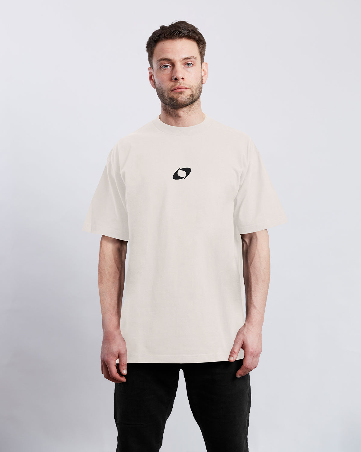RESULTRA Oversized T-Shirt