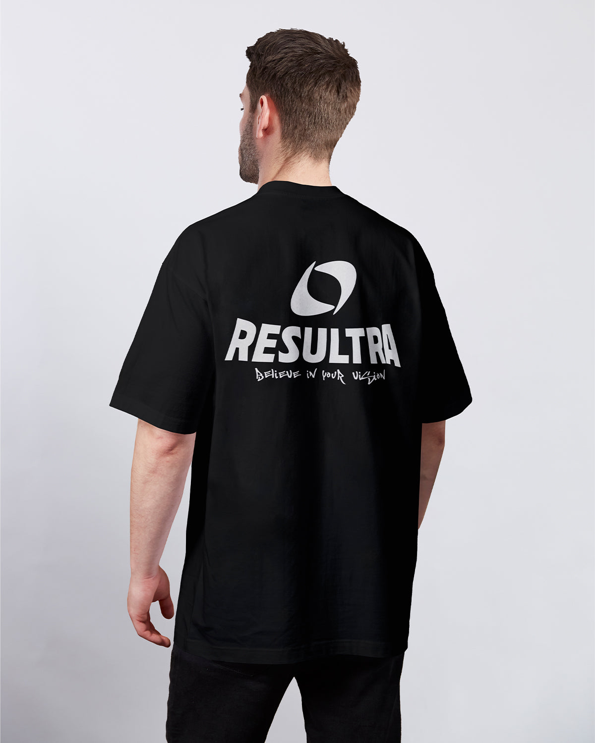 RESULTRA Oversized T-Shirt