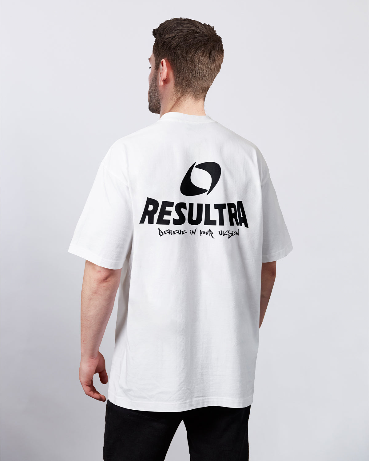RESULTRA Oversized T-Shirt
