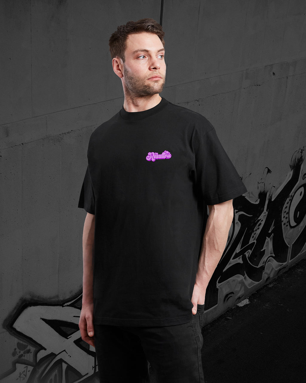 RESULTRA MORE MONEY LESS FRIENDS - Oversized T-Shirt